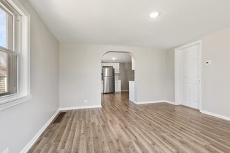 700 Clinton St in Lockport, IL - Building Photo - Building Photo