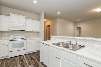 11200 Tipton Rd in Sherwood, AR - Foto de edificio - Building Photo