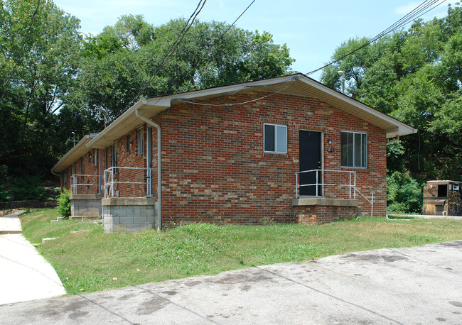 271 38th Ave N in Nashville, TN - Foto de edificio - Building Photo