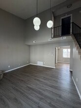 1232 E Guinevere St in Springfield, MO - Building Photo - Building Photo