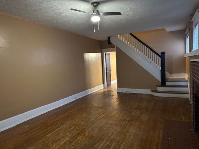 2020 Chestnut St in Harrisburg, PA - Building Photo - Building Photo