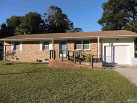 146 Drew Cir in Pensacola, FL - Building Photo