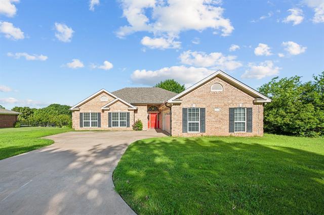 property at 1071 N Maple St
