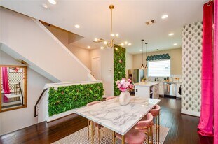 3804 Leeland St in Houston, TX - Building Photo