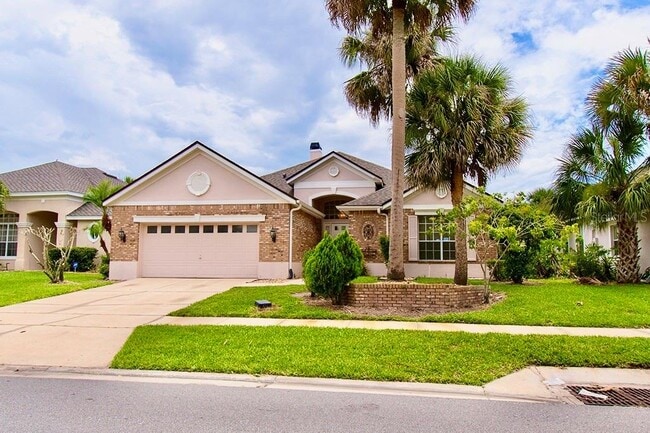 property at 1707 Golfview Dr