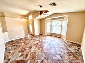 3660 N Willow Rd in Kingman, AZ - Building Photo - Building Photo