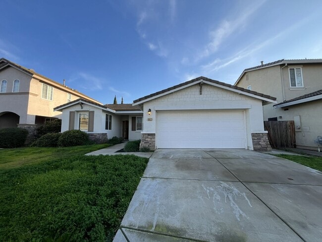 9977 Firethorn Way in Elk Grove, CA - Foto de edificio - Building Photo