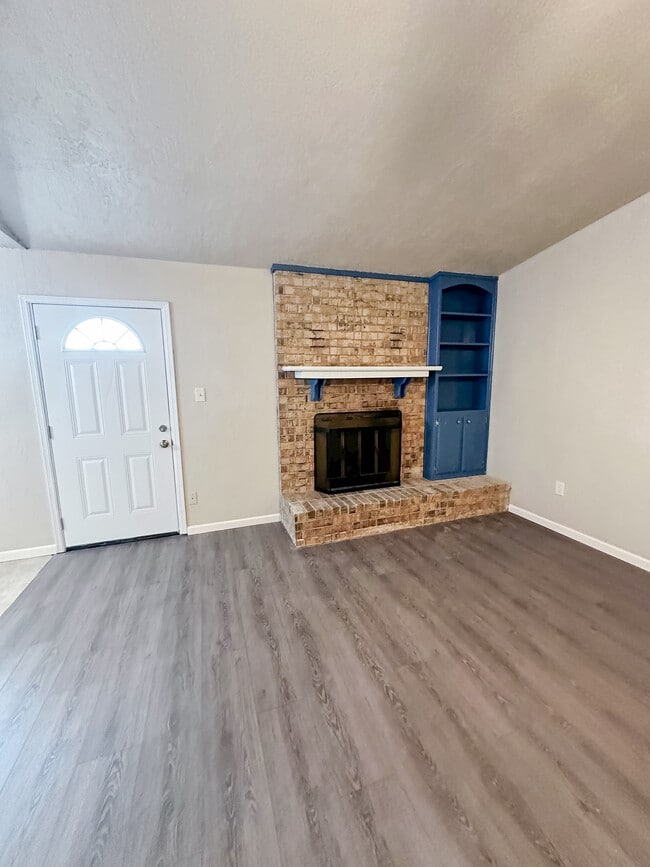 7603 NW Andrews Ave in Lawton, OK - Foto de edificio - Building Photo