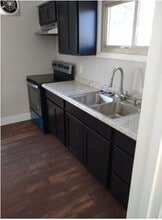 1660 Bailey Rd in Cuyahoga Falls, OH - Building Photo - Building Photo