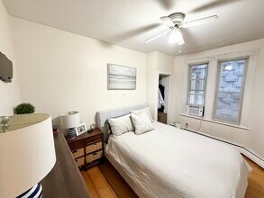 168 L St, Unit 3 in Boston, MA - Building Photo - Building Photo