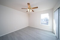 12934 Kingston Point Ln photo'