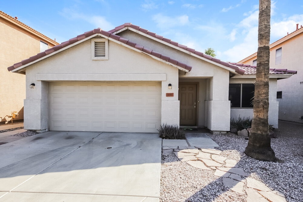 3841 W Villa Linda Dr in Glendale, AZ - Building Photo