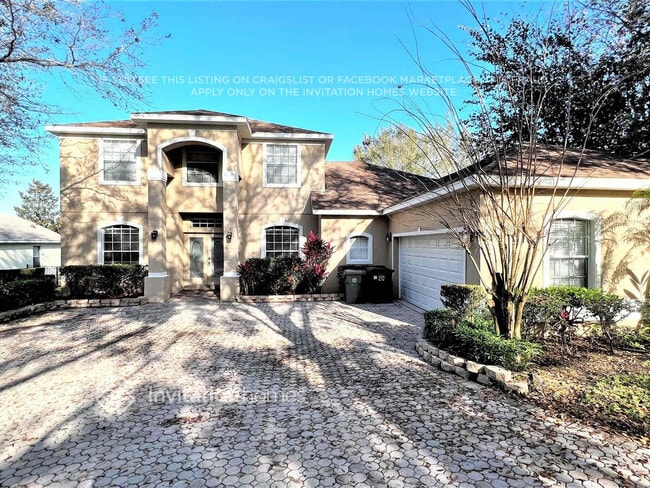 property at 580 Lexington Pkwy