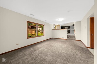 1409 Gilray Dr in Joliet, IL - Building Photo - Building Photo
