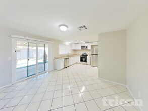 3644 N 89th Ave in Phoenix, AZ - Building Photo - Building Photo