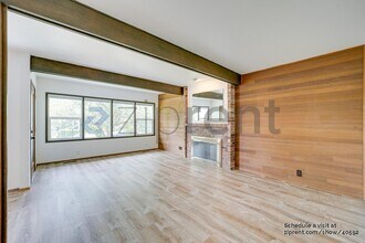 4110 44th Ave SW in Seattle, WA - Building Photo - Building Photo