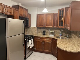 1215 N 4th St, Unit 3F Apartamentos