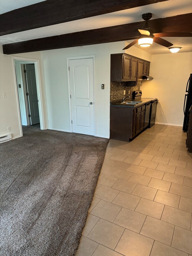1614 N Parkway Dr, Unit 1