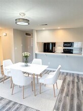 1730 Crestpoint Dr in Arlington, TX - Building Photo - Building Photo