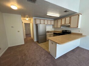 2323 Hartsfield Way in Tallahassee, FL - Building Photo - Building Photo