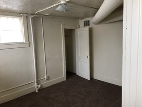 945 E 3rd St in Casper, WY - Building Photo - Building Photo