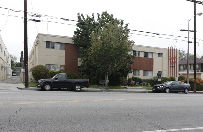 12345 Oxnard St in North Hollywood, CA - Foto de edificio - Building Photo