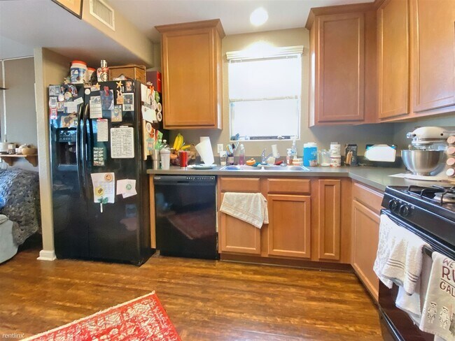 113 Rush Haven photo'