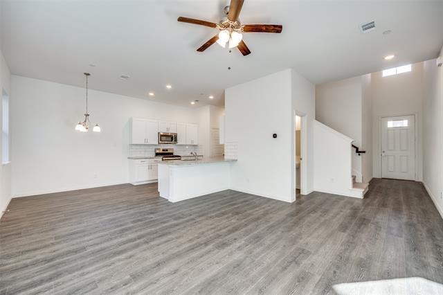 2414 Ash Ln in Sachse, TX - Building Photo - Building Photo