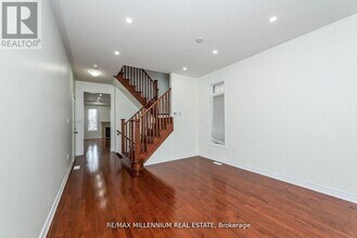 180 Pelee Ave in Vaughan, ON - Building Photo - Building Photo