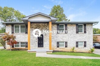 2823 Ithaca Dr NE in Knoxville, TN - Building Photo - Building Photo