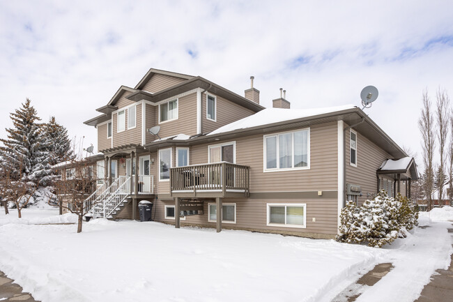 103 Wellington Cove in Strathmore, AB - Building Photo - Building Photo