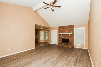 829 Minuteman Dr in Blue Mound, TX - Building Photo - Building Photo