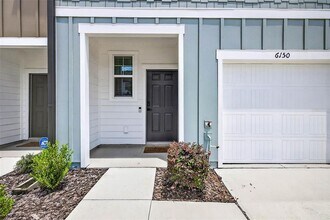 6150 Calle Ochoa St in Zephyrhills, FL - Building Photo - Building Photo