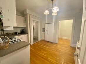 3 Euston St, Unit B in Brookline, MA - Building Photo - Building Photo