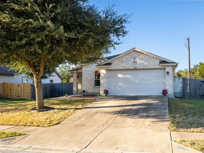 3637 Texana Loop in Round Rock, TX - Building Photo - Building Photo