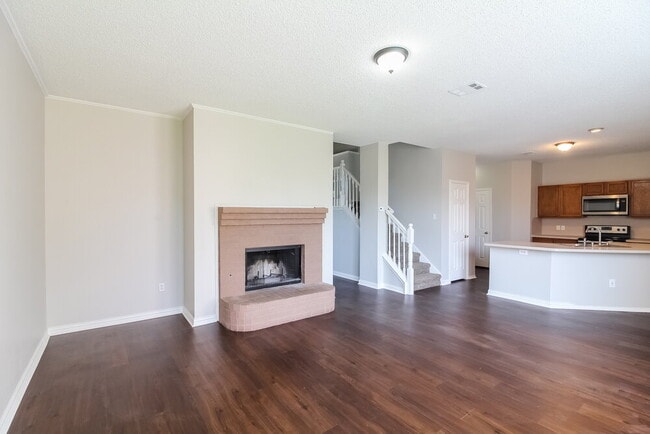 816 Parker Dr in Mesquite, TX - Foto de edificio - Building Photo