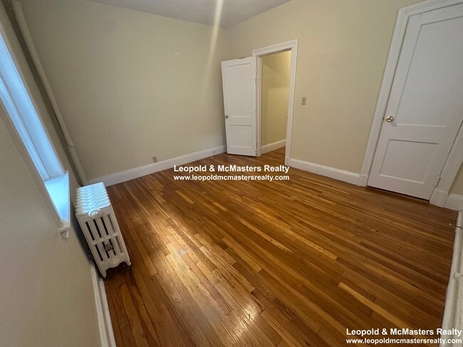 76 Dunboy St, Unit 3