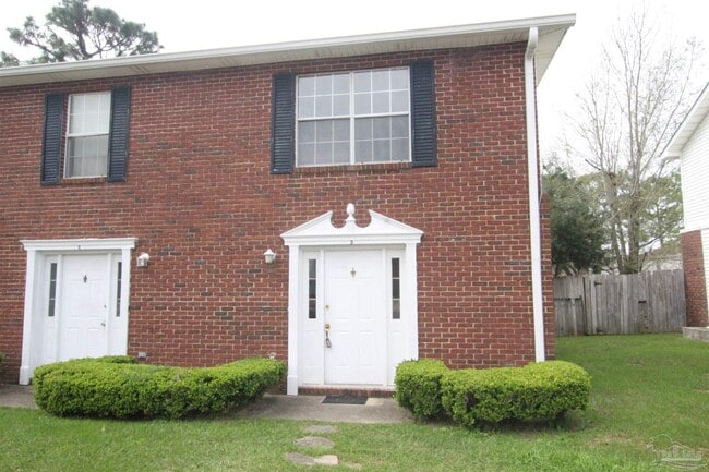 property at 3842 Belle Meade Ct