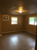 1835 Miami Ave in Fairborn, OH - Building Photo