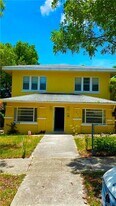 706 9th St in West Palm Beach, FL - Building Photo