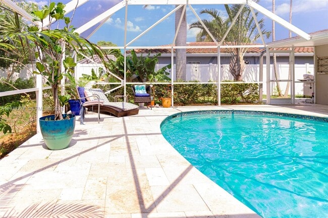 property at 809 SE 14th Dr