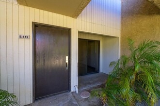 2822 N Auburn Ct in Palm Springs, CA - Building Photo - Building Photo
