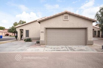 2593 E Riviera Dr in Chandler, AZ - Building Photo - Building Photo