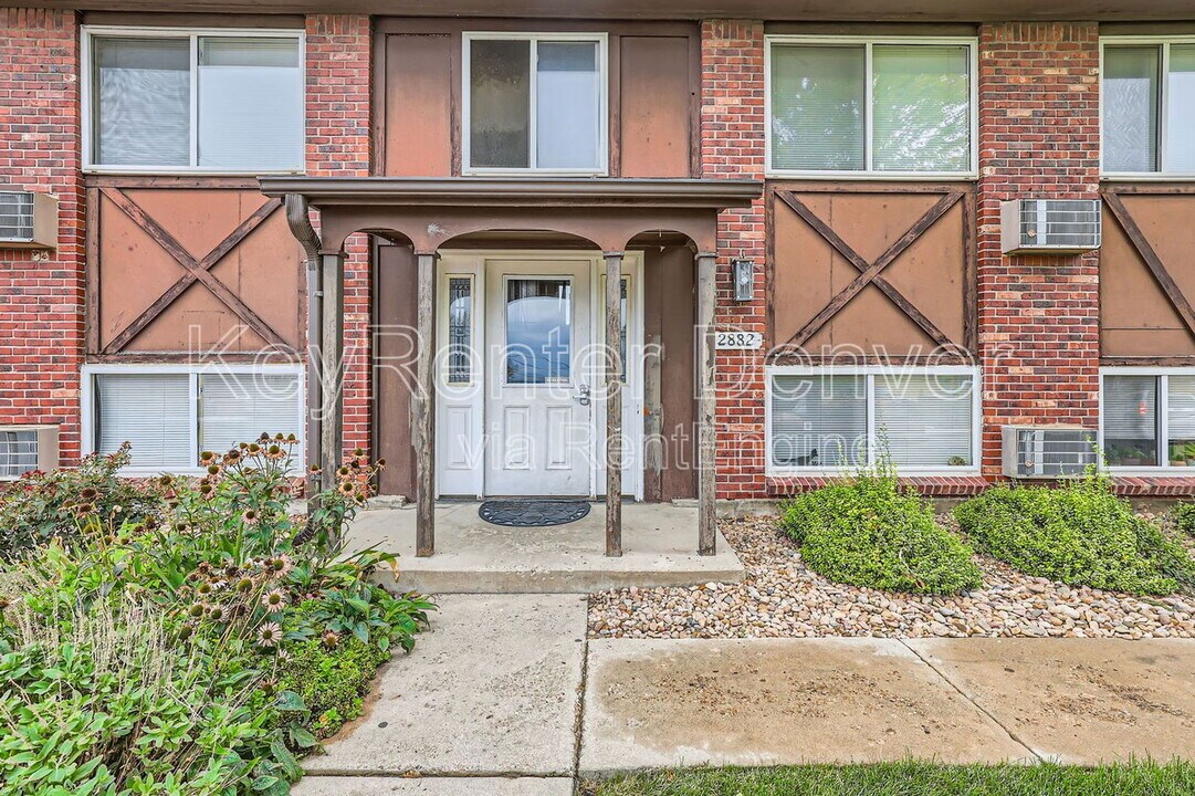 2882 Eliot Cir in Westminster, CO - Building Photo