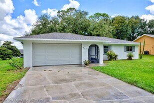 640 Placid Lakes Blvd in Lake Placid, FL - Building Photo