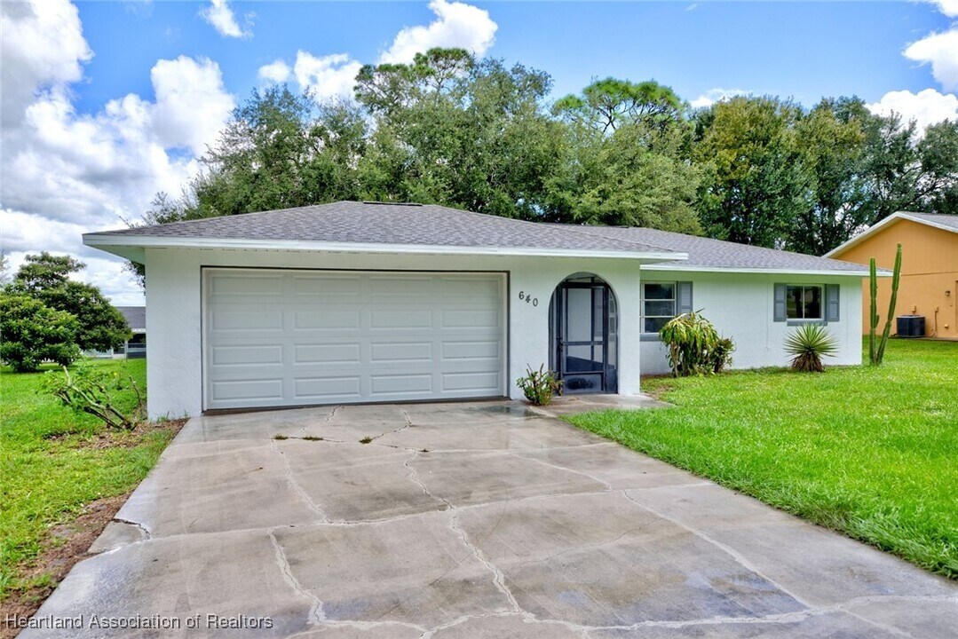 640 Placid Lakes Blvd in Lake Placid, FL - Building Photo