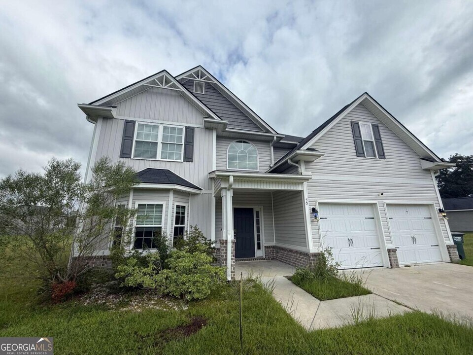 50 Huntington Dr in Ludowici, GA - Building Photo