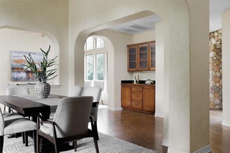 1221 Tamranae Ct in Austin, TX - Foto de edificio - Building Photo