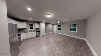 2222 Thomas Ct in Jacksonville, FL - Building Photo - Building Photo