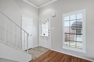 5845 Water Ridge Dr in Arlington, TX - Building Photo - Building Photo